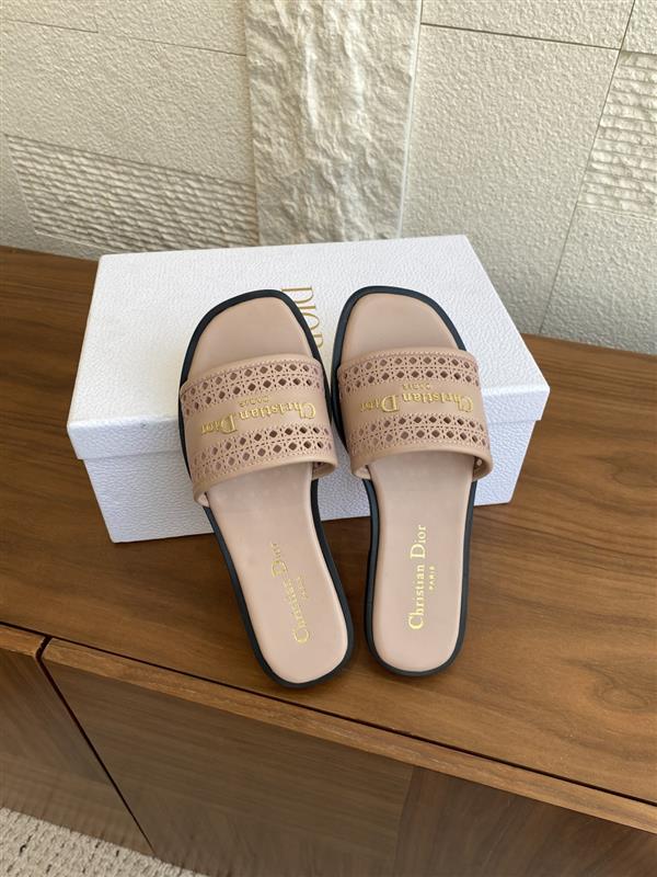 20251128184323525 310